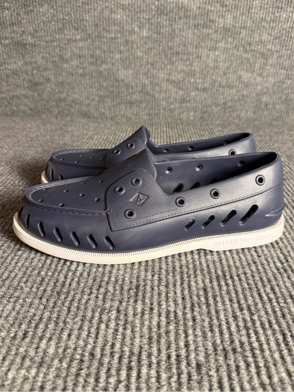 Sperry Top Sider Float Boat Navy and White Perforated Slip-On Shoes M9/W11 - Picture 3 of 8